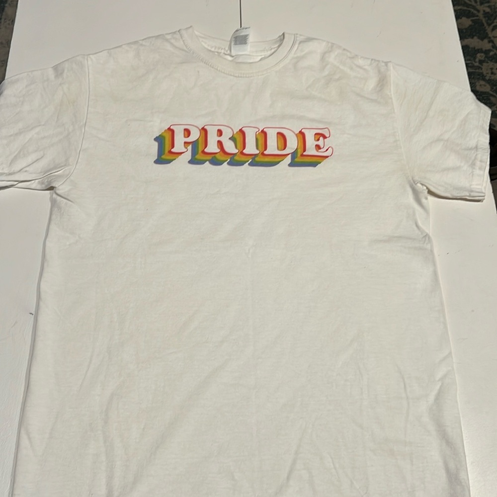 Pride t shirt Y2K  size medium
